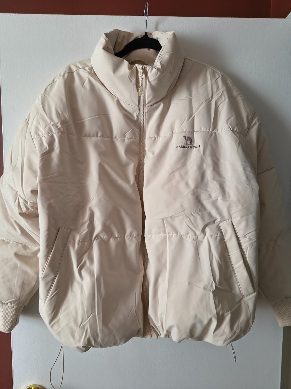 Camel Crown Cream Puffer Jacket - Like New! 🐶🐾 (FSH-015)